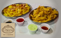 Porção Isca de Frango + Batata Frita com Bacon e Queijo